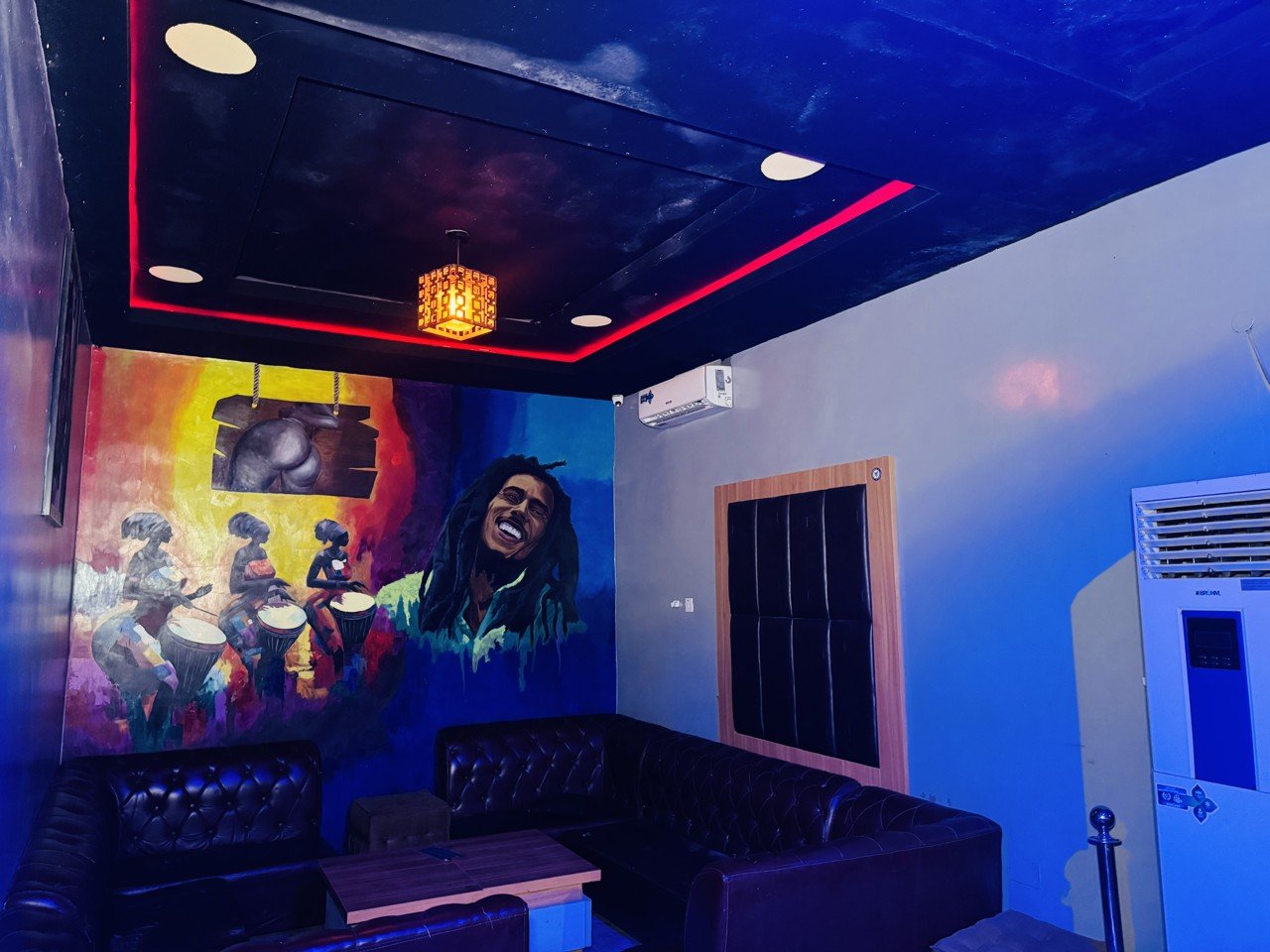 Club Lulu at Asfed Lounge & Suites — photograph 4