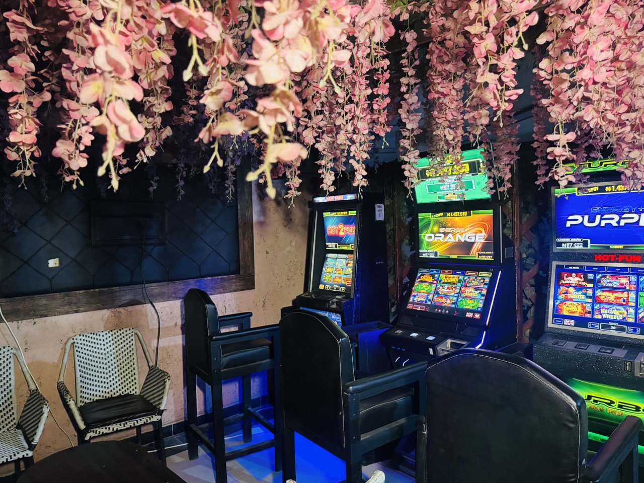 Game Centre at Asfed Lounge & Suites — photograph 2