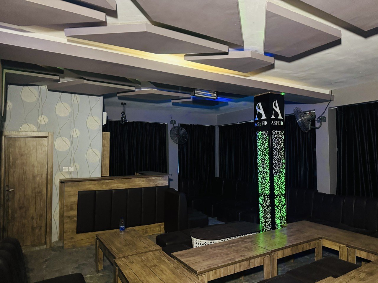 Conference Room at Asfed Lounge & Suites — photograph 1